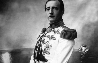 Nëntor 1937 – Kur Mbretëria Shqiptare kremtonte “25-vjetorin e Vetqeverimit” në Tiranën e Re