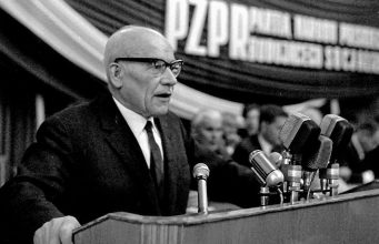 Władysław Gomułka në Mbledhjen e Bukureshtit (1960): Fjala që sfidoi hapur Kinën